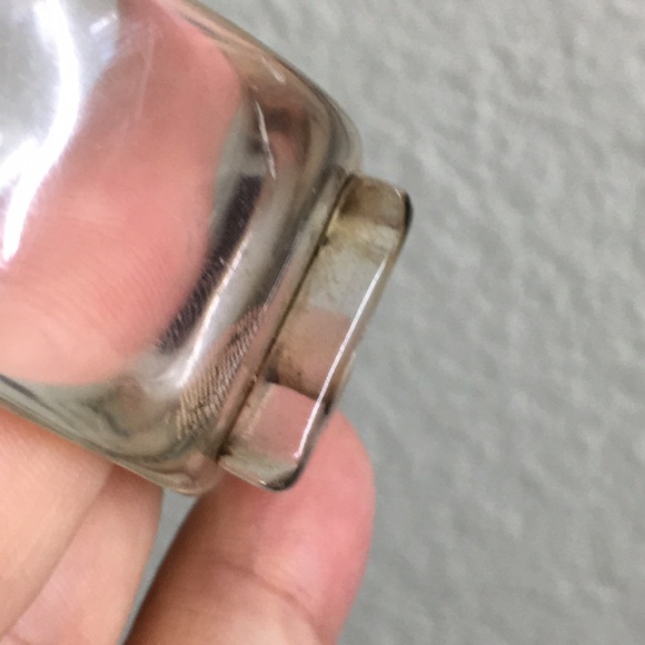 🖤Vtg clear lucite cuff bracelet with L - Picture 8 of 17